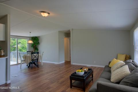 108 Pond Dr, Hubert, NC 28539 photo 6
