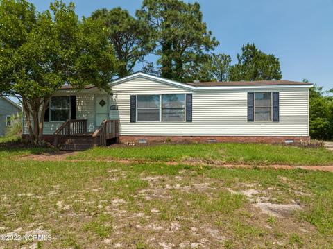 108 Pond Dr, Hubert, NC 28539 photo 1