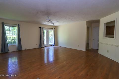 244 Firetree Ln, West End, NC 27376 photo 3