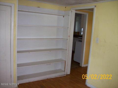 210 E Broad St, Beulaville, NC 28518 photo 7