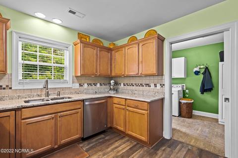 75 Bergman St, Hampstead, NC 28443 photo 14