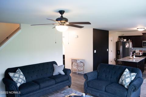 622 Riggs Rd, Hubert, NC 28539 photo 9