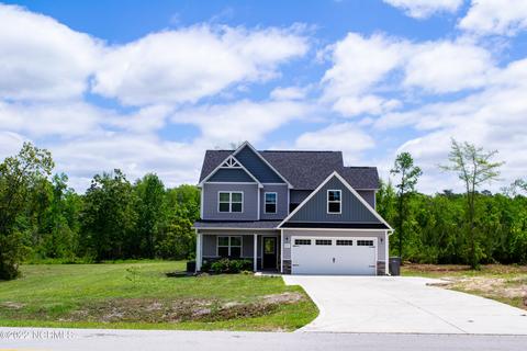 622 Riggs Rd, Hubert, NC 28539 photo 1