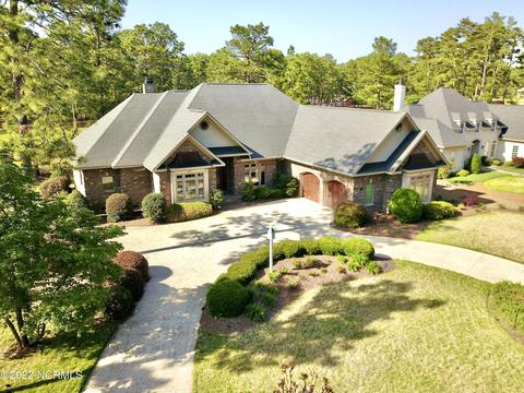 129 Saint Mellions Dr, Pinehurst, NC 28374 photo 4