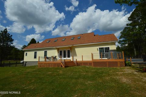 712 Youngs Rd, Vass, NC 28394 photo 5