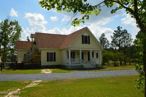 712 Youngs Rd, Vass, NC 28394 photo 2