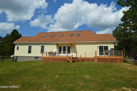 712 Youngs Rd, Vass, NC 28394 photo 8