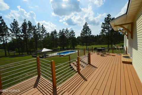 712 Youngs Rd, Vass, NC 28394 photo 11