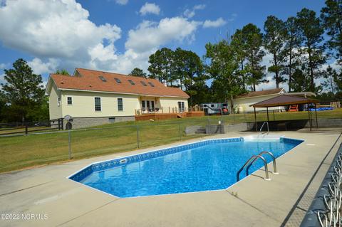 712 Youngs Rd, Vass, NC 28394 photo 7
