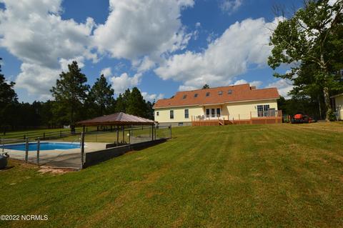 712 Youngs Rd, Vass, NC 28394 photo 6