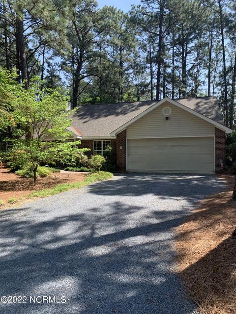 50 Rutledge Ln, Pinehurst, NC 28374 photo 1