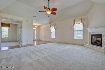 860 Highlands Dr, Hampstead, NC 28443 photo 5