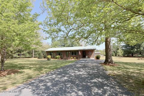 835 Sand Pit Rd, Aberdeen, NC 28315 photo 3