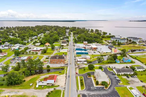 209 E Main St, Belhaven, NC 27810 photo 8