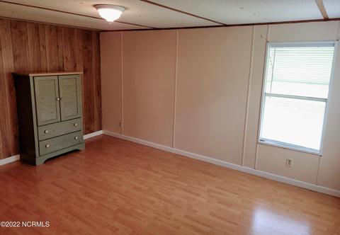 403 Prince Dr, Hubert, NC 28539 photo 13