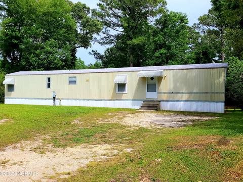 403 Prince Dr, Hubert, NC 28539 photo 1
