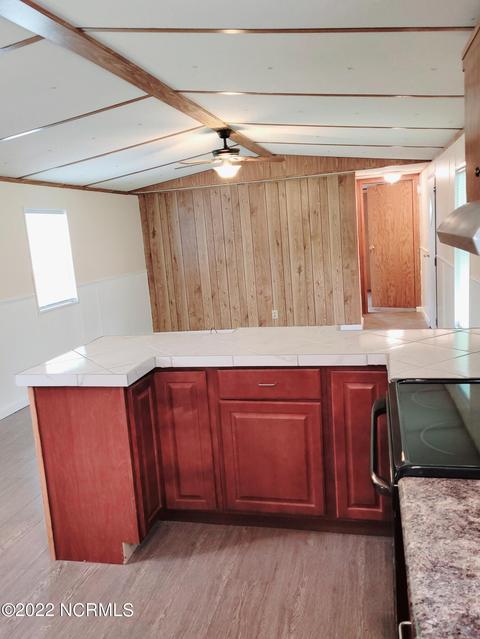 403 Prince Dr, Hubert, NC 28539 photo 6