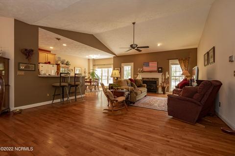 15 Sugar Pine Dr, Pinehurst, NC 28374 photo 9