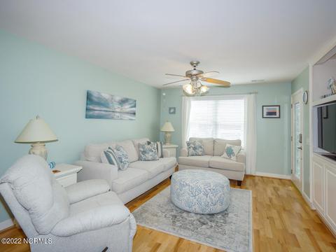 426 36th St, Sunset Beach, NC 28468 photo 11