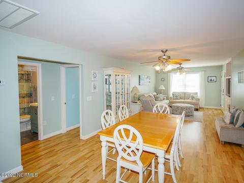 426 36th St, Sunset Beach, NC 28468 photo 14