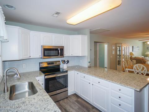 426 36th St, Sunset Beach, NC 28468 photo 25
