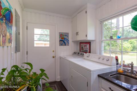 416 E Powell St, Clinton, NC 28328 photo 16