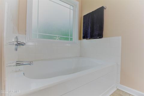 203 E Peyton Pl, Maple Hill, NC 28454 photo 15
