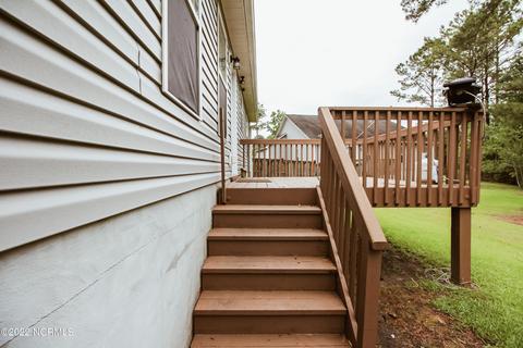 203 E Peyton Pl, Maple Hill, NC 28454 photo 25