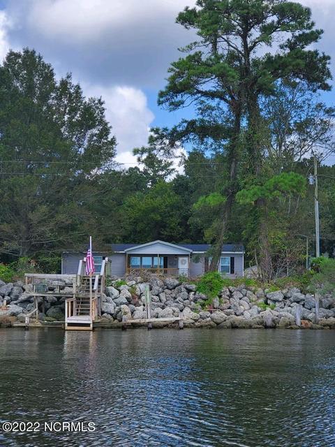 939 Ross Rd, Bath, NC 27808 photo 2
