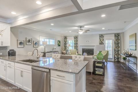 180 Abaco Way, Hampstead, NC 28443 photo 14