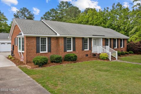 2210 Rustic Cir, Kinston, NC 28504 photo 1