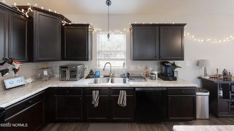 409 Isabel Ct, Hubert, NC 28539 photo 9
