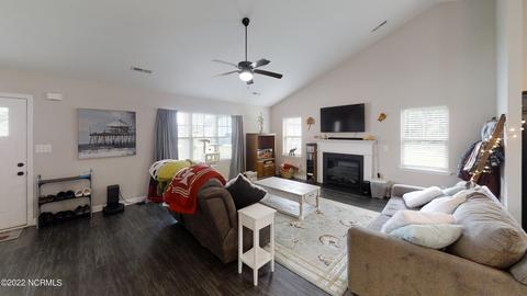 409 Isabel Ct, Hubert, NC 28539 photo 6