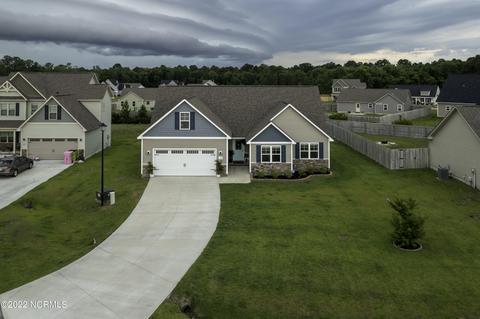 118 Sonia Dr, Hubert, NC 28539 photo 1
