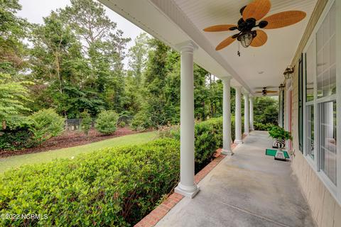 521 N Line Dr, Hampstead, NC 28443 photo 3