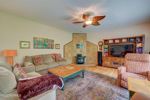 521 N Line Dr, Hampstead, NC 28443 photo 31