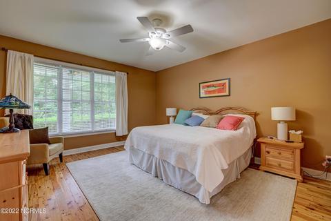 521 N Line Dr, Hampstead, NC 28443 photo 17