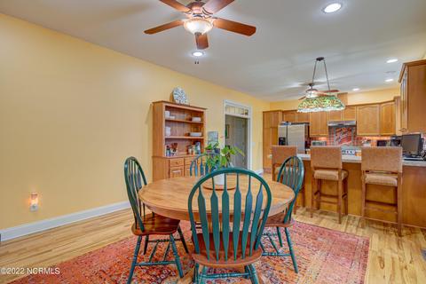521 N Line Dr, Hampstead, NC 28443 photo 21