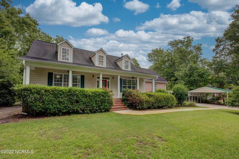 521 N Line Dr, Hampstead, NC 28443 photo 1