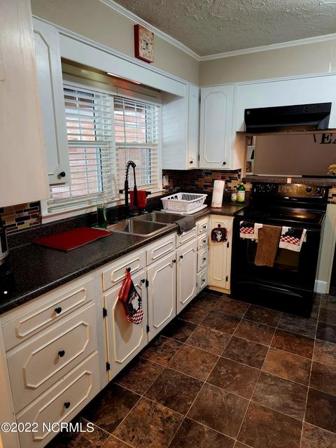121 Hunter St, Wallace, NC 28466 photo 9