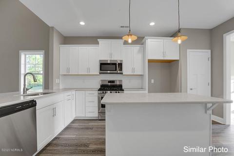 220 Abaco Way, Hampstead, NC 28443 photo 4
