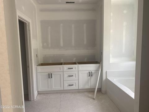 702 Thrush Dr, Vass, NC 28394 photo 10