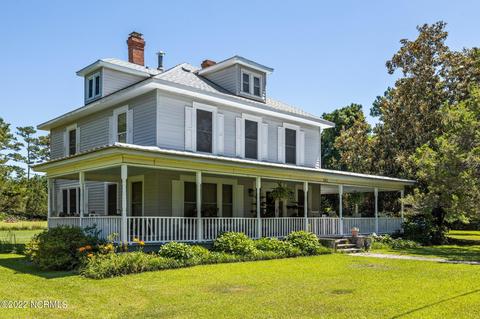 591 Pigott Rd, Gloucester, NC 28528 photo 1