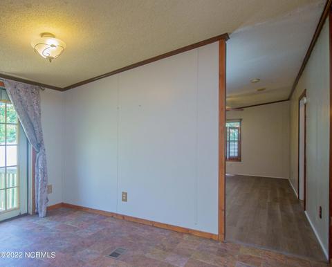 176 Dails Ln, Richlands, NC 28574 photo 17