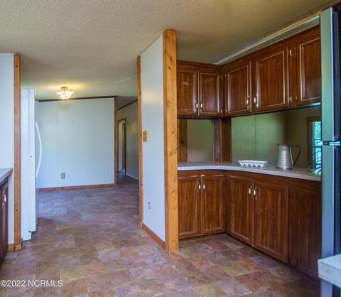 176 Dails Ln, Richlands, NC 28574 photo 12