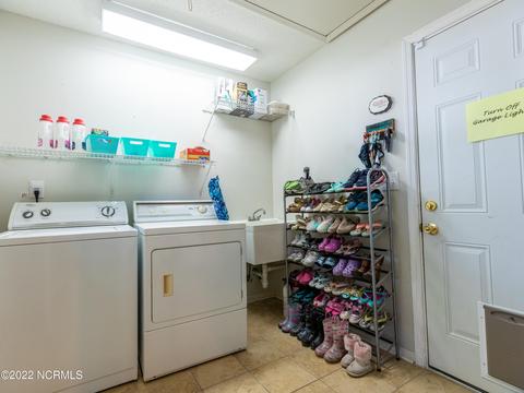 323 Masters Ln, Hampstead, NC 28443 photo 31