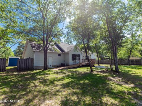 323 Masters Ln, Hampstead, NC 28443 photo 7