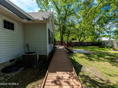 323 Masters Ln, Hampstead, NC 28443 photo 32