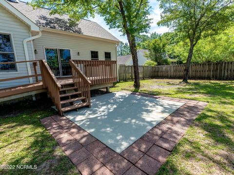 323 Masters Ln, Hampstead, NC 28443 photo 6