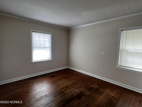 103 Badger Ct, Clinton, NC 28328 photo 4